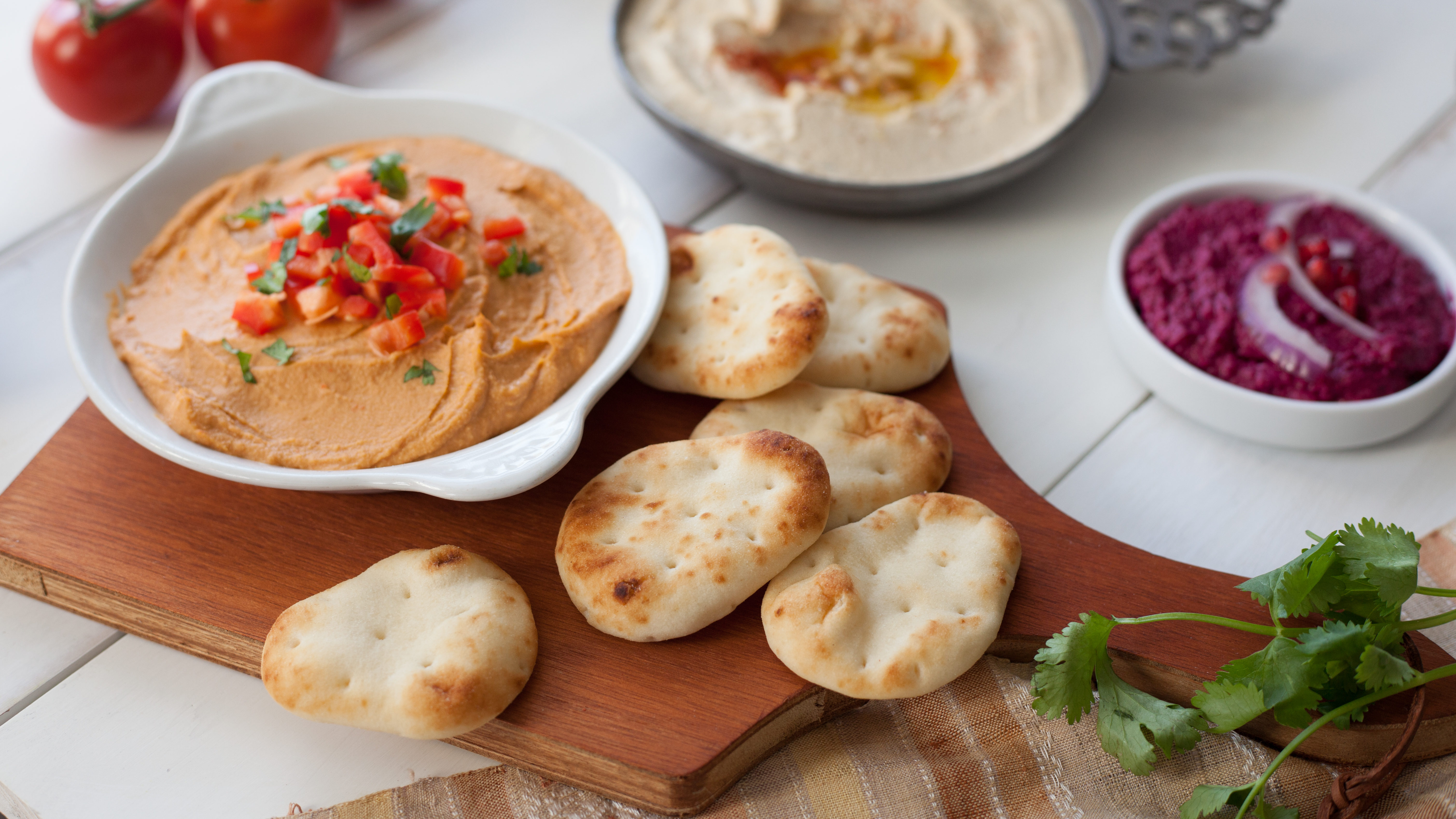Roasted Red Pepper Hummus with Naan Dippers® Stonefire Authentic