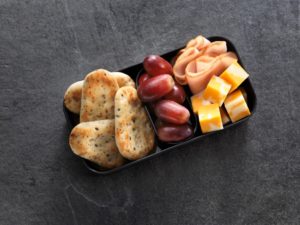 Bento box with Naan Dippers, Cheese and Grapes